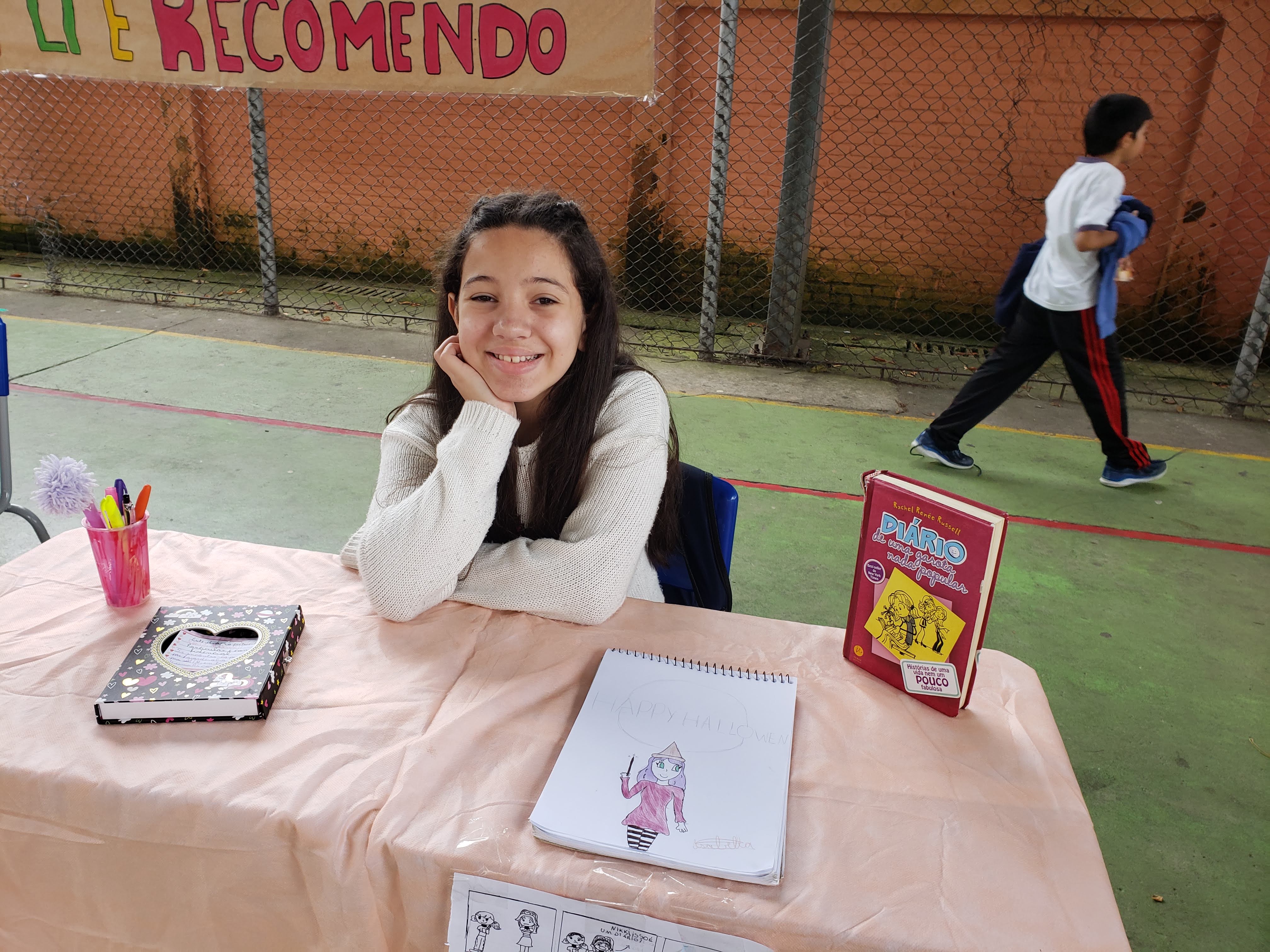 Eu li e recomendo Foto 01